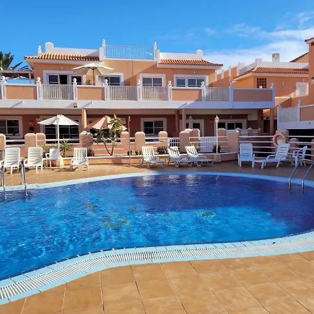 Funcional En Residencial Con Piscina En Inmejorable Ubicacion En Centro De La Isla Apartment